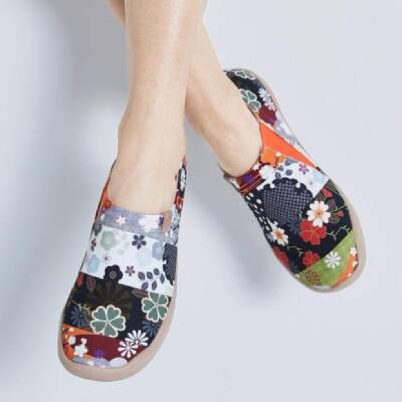 UIN Slip On Shoes Canvas Comfortable Loafers - Picture 1 of 8